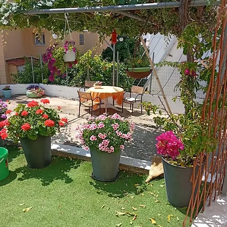 Tatil Evi Loukia's House *